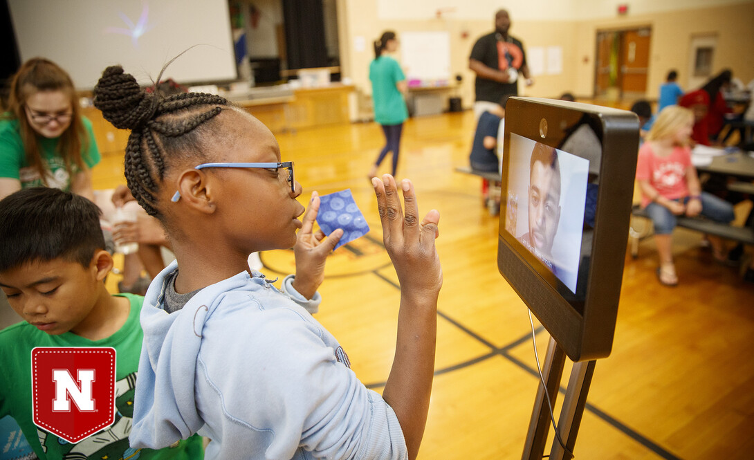 Study: STEM afterschool programs' benefits extend to friend groups